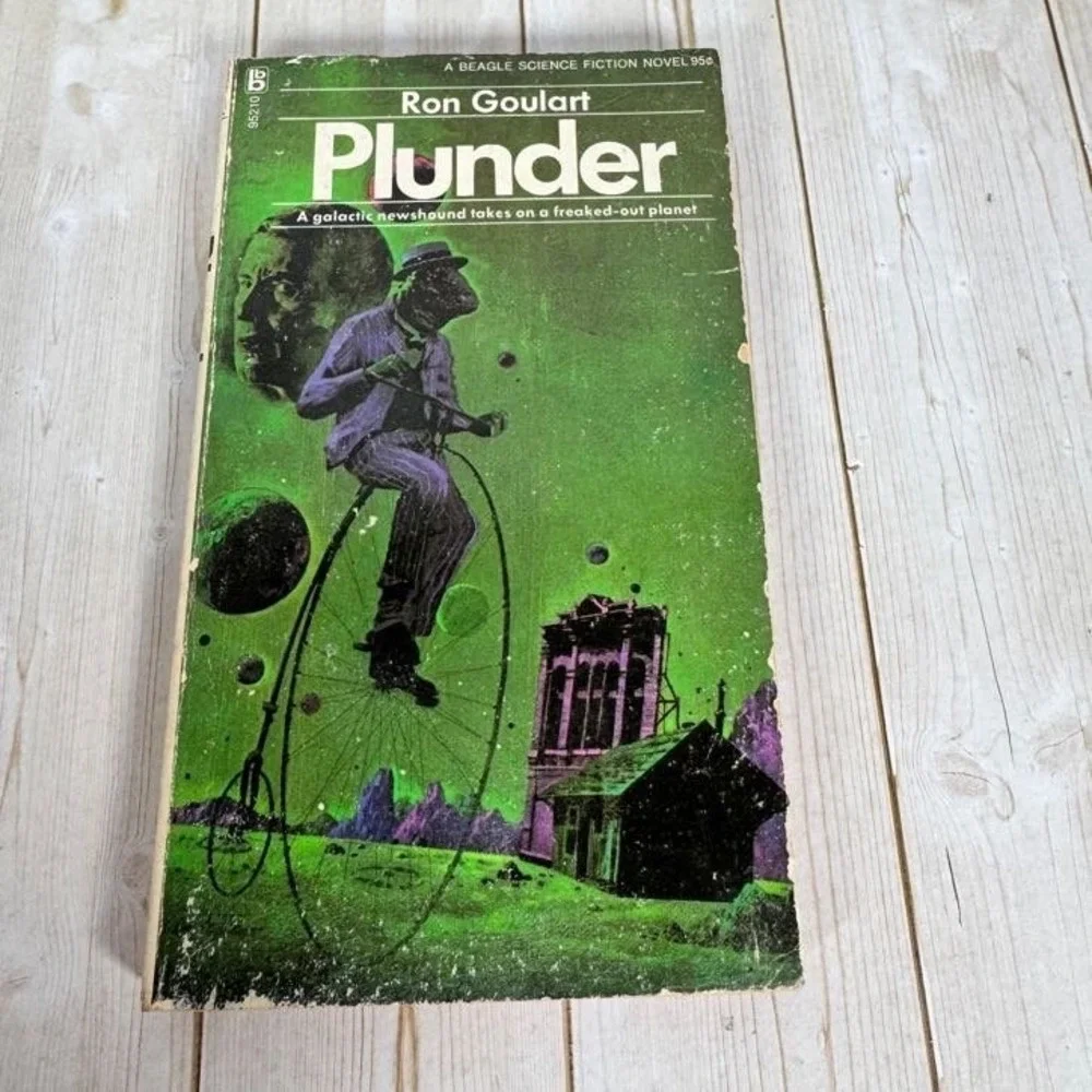 Plunder Ron Goulart 1972 First Printing Science Fiction Beagle Books